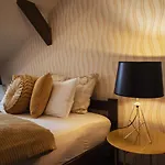 Hilltop Wellness Villa-big Garden, Sauna, Hot Tube Villa
