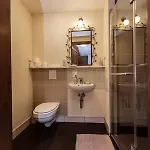 Hilltop Wellness Villa-big Garden, Sauna, Hot Tube Villa *