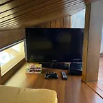 Hilltop Wellness Villa-big Garden, Sauna, Hot Tube