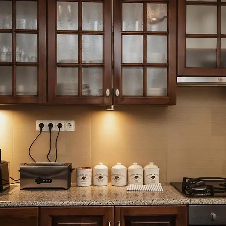 Villa Hilltop Wellness Villa-big Garden, Sauna, Hot Tube Pécs