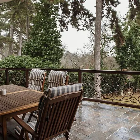 Hilltop Wellness Villa-big Garden, Sauna, Hot Tube Villa *