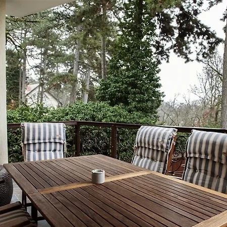 Hilltop Wellness Villa-big Garden, Sauna, Hot Tube * Pécs