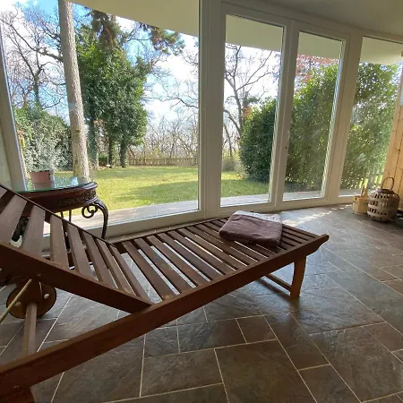 Villa Hilltop Wellness Villa-big Garden, Sauna, Hot Tube *