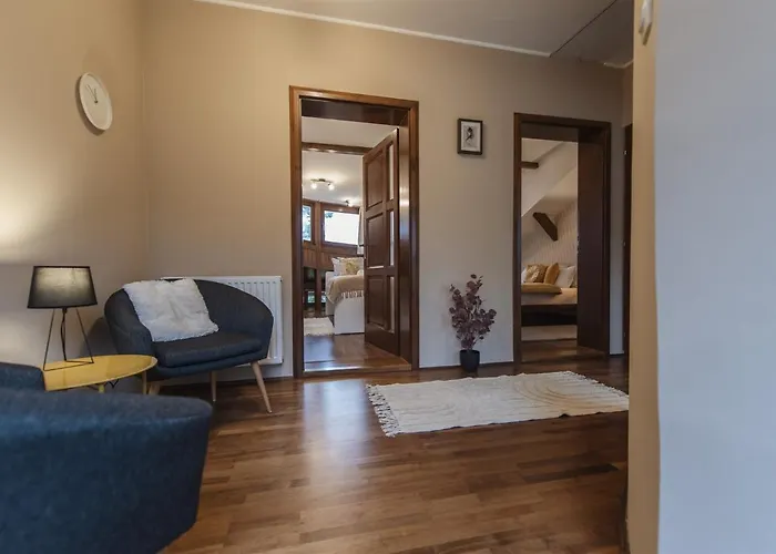 Hilltop Wellness Villa-big Garden, Sauna, Hot Tube Villa Peçuy